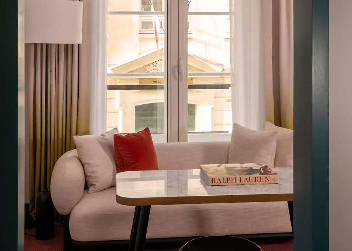 بيل آمي فندق باريس